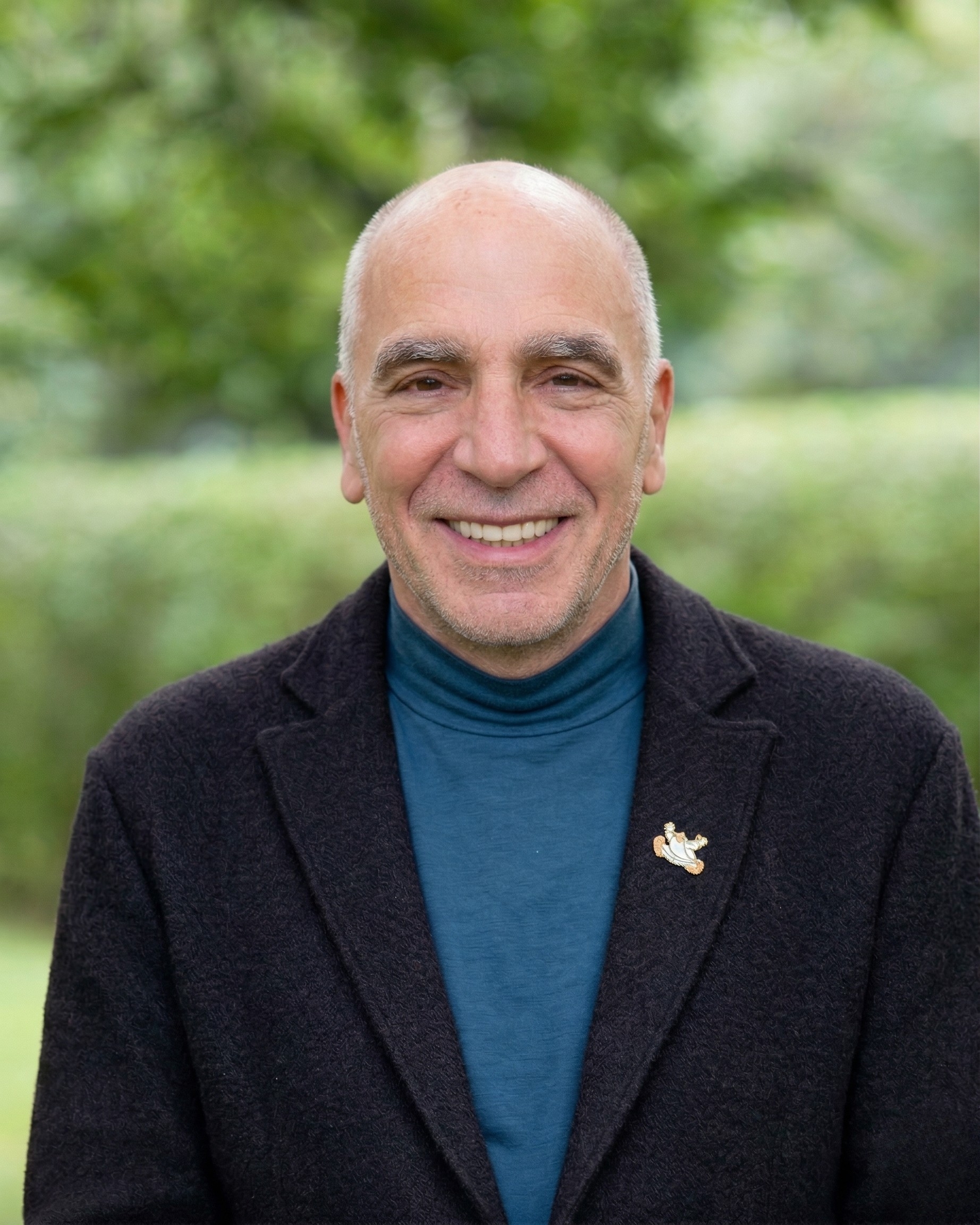 Dr. Robert Feiguine